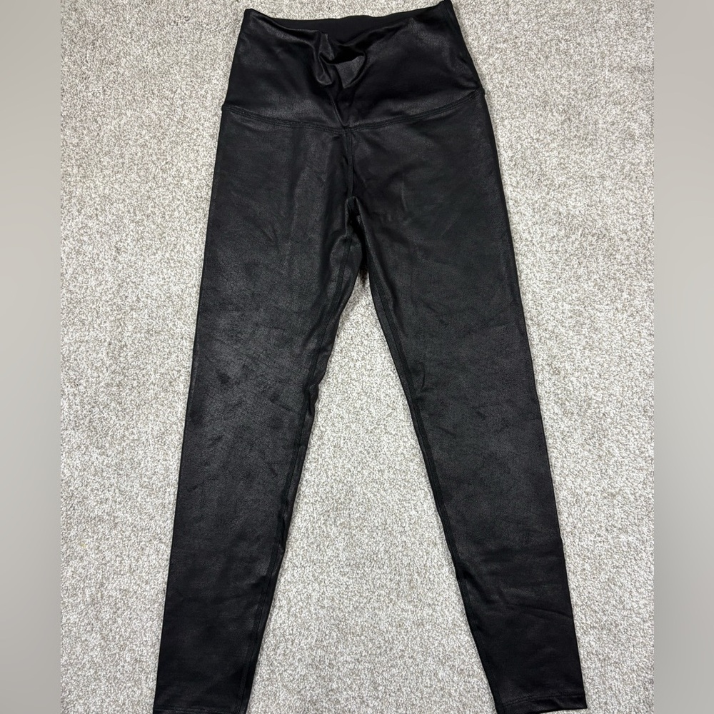 Beyond Yoga Leatherette High Waisted Midi Leggings Size small - Picture 3 of 10